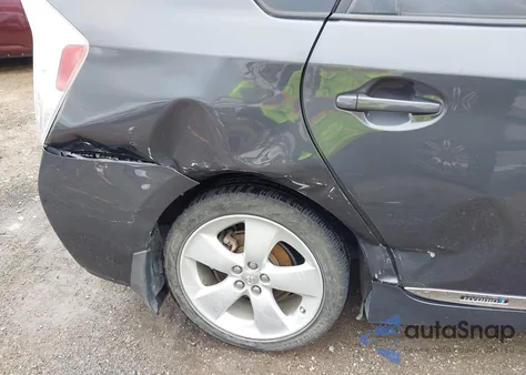 2013 Toyota Prius z USA, uszkodzony, nr VIN JTDKN3DU0D1658801